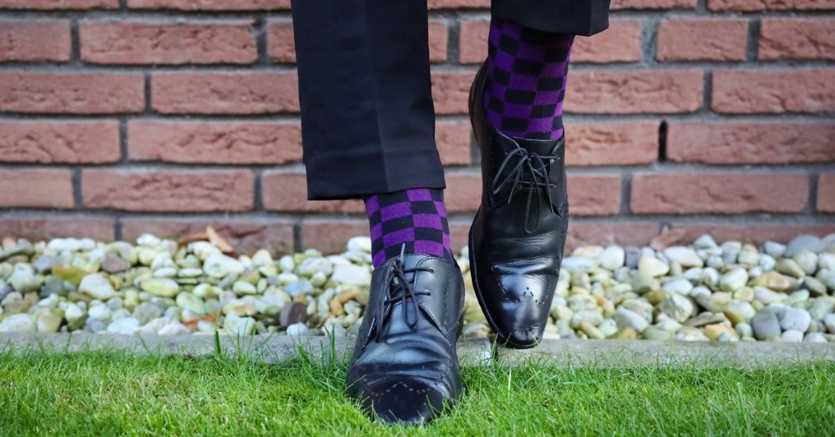 Why Are Black and Purple Dress Socks a Smart Wardrobe Addition? - Sock Fellas Club