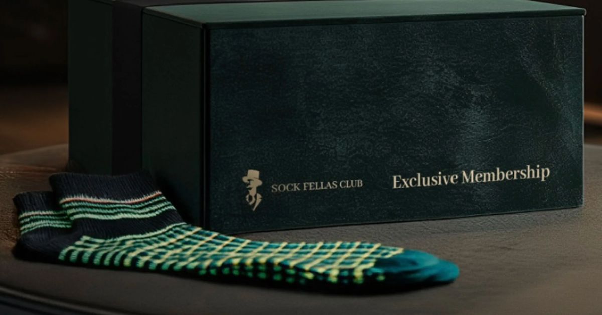 Why Do Colorful Ankle Socks for Men Suit Both Casual and Sporty Looks? - Sock Fellas Club